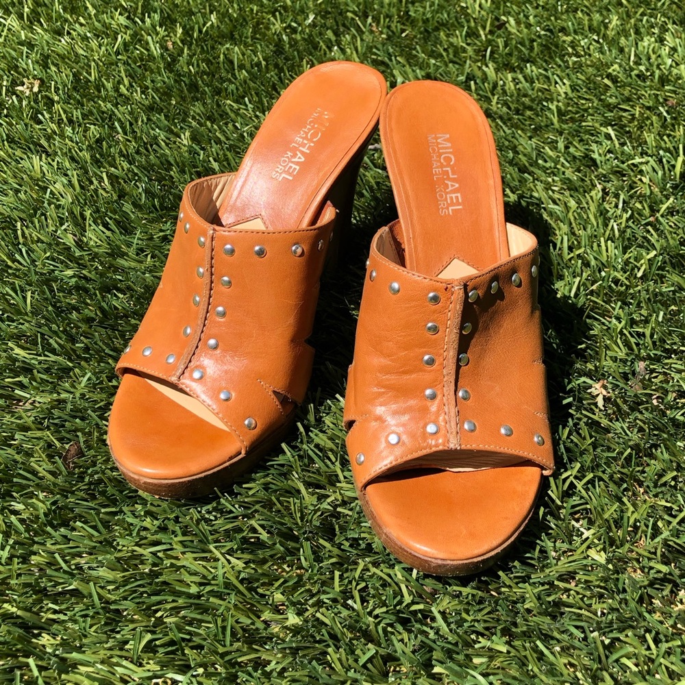 Michael Kors in cognac with studs and stacked heels - Picture 4 of 14